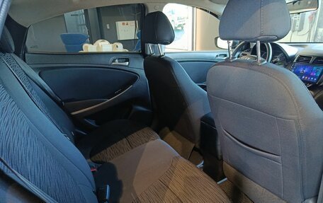 Hyundai Solaris II рестайлинг, 2015 год, 890 000 рублей, 9 фотография