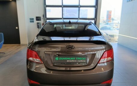 Hyundai Solaris II рестайлинг, 2015 год, 890 000 рублей, 5 фотография