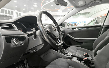 Volkswagen Jetta VI, 2018 год, 1 450 000 рублей, 16 фотография