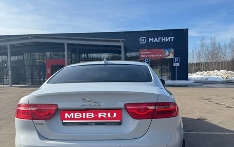 Jaguar XE I рестайлинг, 2017 год, 1 700 000 рублей, 9 фотография