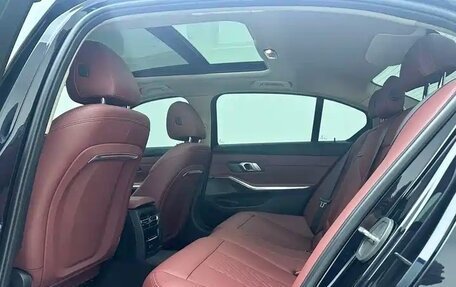 BMW 3 серия, 2023 год, 3 780 000 рублей, 12 фотография