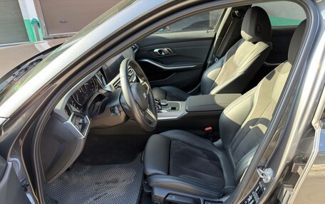 BMW 3 серия, 2020 год, 4 400 000 рублей, 11 фотография