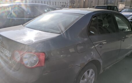 Volkswagen Jetta VI, 2009 год, 350 000 рублей, 4 фотография