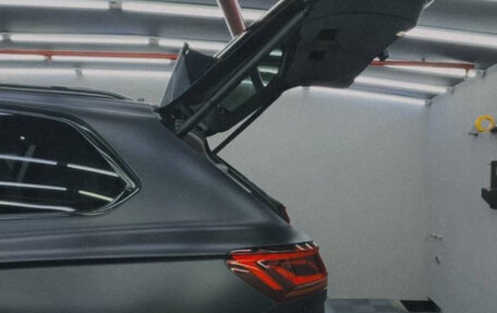 Volkswagen Touareg III, 2021 год, 5 700 000 рублей, 4 фотография