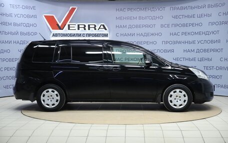 Toyota ISis I, 2011 год, 1 290 000 рублей, 4 фотография