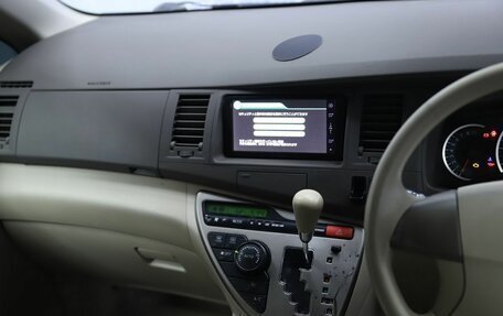 Toyota ISis I, 2011 год, 1 290 000 рублей, 14 фотография