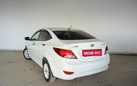 Hyundai Solaris II рестайлинг, 2014 год, 1 050 000 рублей, 4 фотография