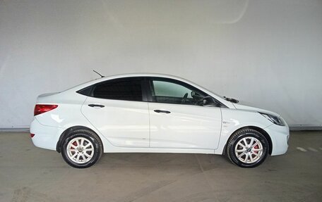 Hyundai Solaris II рестайлинг, 2014 год, 1 050 000 рублей, 8 фотография