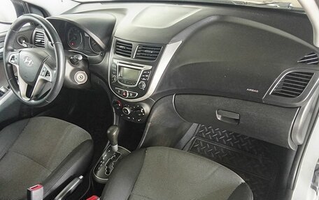 Hyundai Solaris II рестайлинг, 2014 год, 1 050 000 рублей, 11 фотография