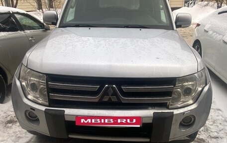 Mitsubishi Pajero IV, 2010 год, 1 200 000 рублей, 2 фотография