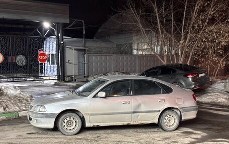 Toyota Avensis III рестайлинг, 1998 год, 160 000 рублей, 3 фотография