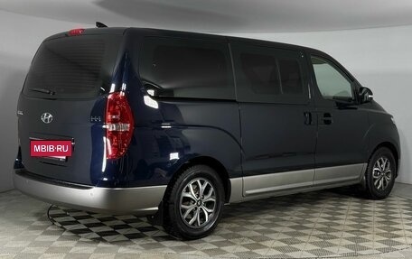 Hyundai H-1 II рестайлинг, 2021 год, 2 980 000 рублей, 4 фотография