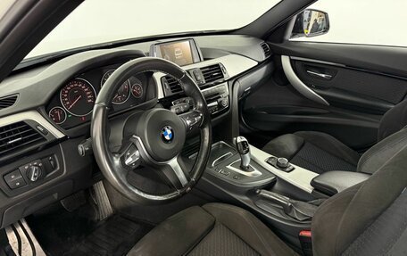 BMW 3 серия, 2017 год, 1 955 000 рублей, 10 фотография