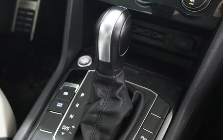 Volkswagen Tiguan II, 2020 год, 2 529 000 рублей, 12 фотография