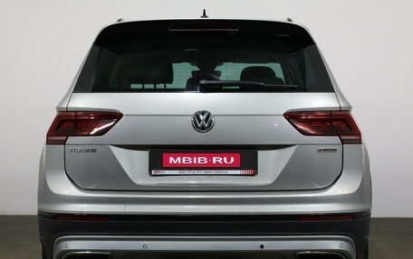 Volkswagen Tiguan II, 2020 год, 2 529 000 рублей, 5 фотография