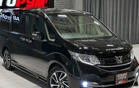 Honda Stepwgn IV, 2015 год, 1 947 000 рублей, 4 фотография