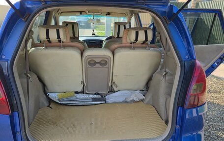 Toyota Corolla Spacio II, 2001 год, 450 000 рублей, 13 фотография