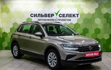 Volkswagen Tiguan II, 2021 год, 2 590 000 рублей, 5 фотография
