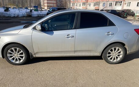 KIA Cerato III, 2010 год, 590 000 рублей, 2 фотография