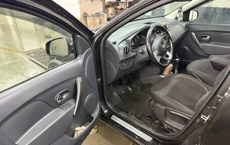 Renault Sandero II рестайлинг, 2019 год, 1 050 000 рублей, 2 фотография