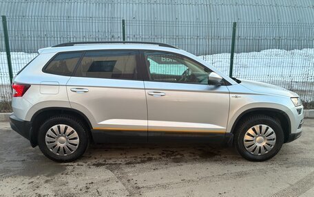 Skoda Karoq I, 2021 год, 2 220 000 рублей, 3 фотография