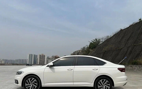 Volkswagen Lavida, 2022 год, 1 550 000 рублей, 5 фотография