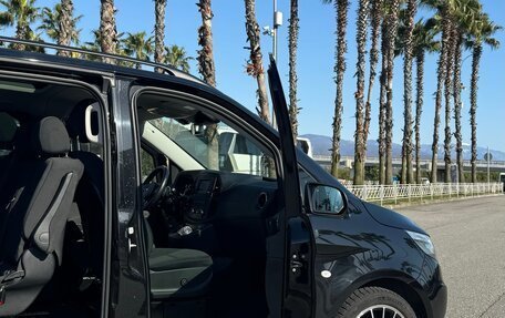 Mercedes-Benz Vito, 2018 год, 4 100 000 рублей, 8 фотография