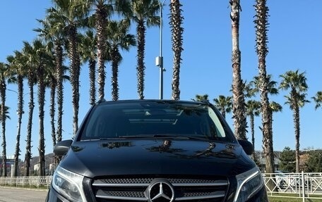 Mercedes-Benz Vito, 2018 год, 4 100 000 рублей, 2 фотография