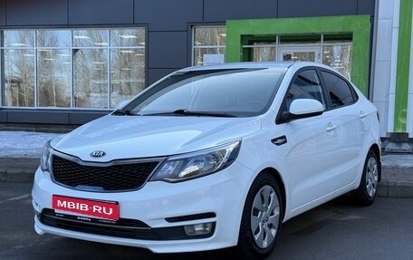 KIA Rio III рестайлинг, 2016 год, 1 049 000 рублей, 1 фотография