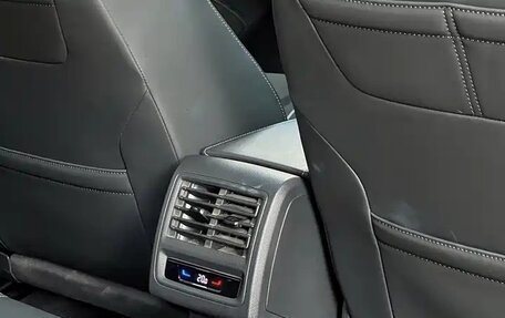 Volkswagen Golf VIII, 2023 год, 2 190 000 рублей, 18 фотография