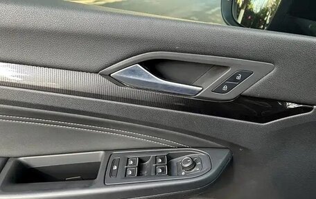 Volkswagen Golf VIII, 2023 год, 2 190 000 рублей, 23 фотография