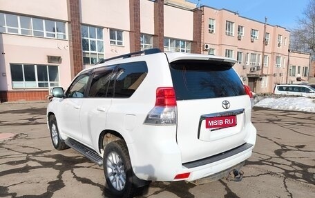 Toyota Land Cruiser Prado 150 рестайлинг 2, 2011 год, 2 800 000 рублей, 5 фотография