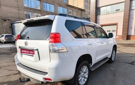 Toyota Land Cruiser Prado 150 рестайлинг 2, 2011 год, 2 800 000 рублей, 3 фотография