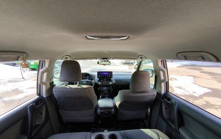 Toyota Land Cruiser Prado 150 рестайлинг 2, 2011 год, 2 800 000 рублей, 21 фотография