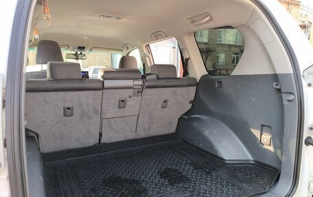 Toyota Land Cruiser Prado 150 рестайлинг 2, 2011 год, 2 800 000 рублей, 30 фотография