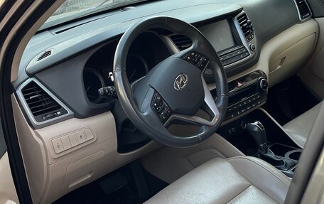 Hyundai Tucson III, 2016 год, 2 300 000 рублей, 2 фотография