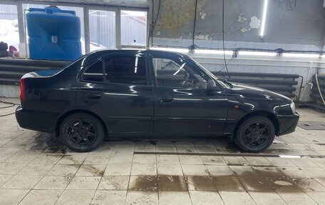 Hyundai Accent II, 2011 год, 273 000 рублей, 2 фотография