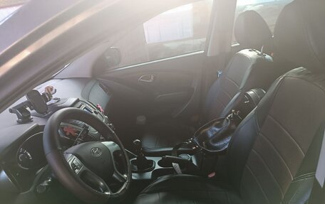 Hyundai ix35 I рестайлинг, 2014 год, 1 300 000 рублей, 9 фотография