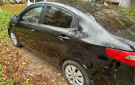 KIA Rio III рестайлинг, 2013 год, 800 000 рублей, 3 фотография