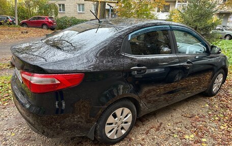 KIA Rio III рестайлинг, 2013 год, 800 000 рублей, 4 фотография