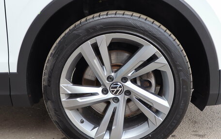 Volkswagen Tiguan II, 2021 год, 3 280 000 рублей, 22 фотография