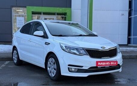 KIA Rio III рестайлинг, 2016 год, 1 049 000 рублей, 3 фотография