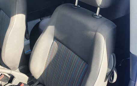 Volkswagen Polo IV рестайлинг, 2005 год, 265 000 рублей, 3 фотография