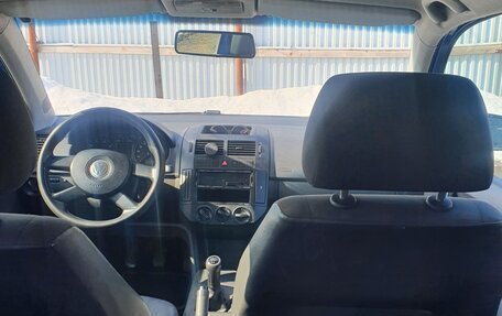 Volkswagen Polo IV рестайлинг, 2005 год, 265 000 рублей, 12 фотография