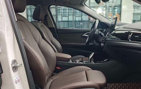 BMW 1 серия, 2022 год, 1 900 000 рублей, 17 фотография