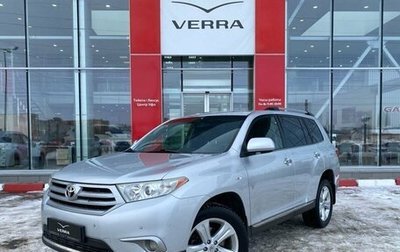 Toyota Highlander III, 2012 год, 1 990 000 рублей, 1 фотография