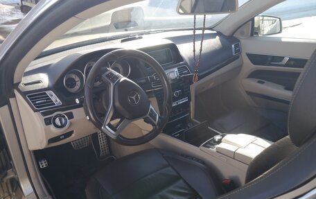 Mercedes-Benz E-Класс, 2014 год, 2 200 000 рублей, 22 фотография