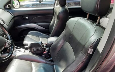 Mitsubishi Outlander III рестайлинг 3, 2008 год, 1 050 000 рублей, 15 фотография