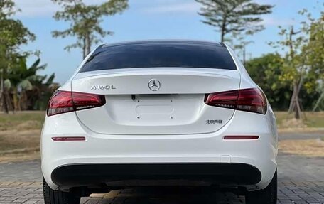 Mercedes-Benz A-Класс, 2023 год, 2 280 000 рублей, 6 фотография