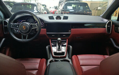 Porsche Cayenne III, 2021 год, 10 700 000 рублей, 14 фотография
